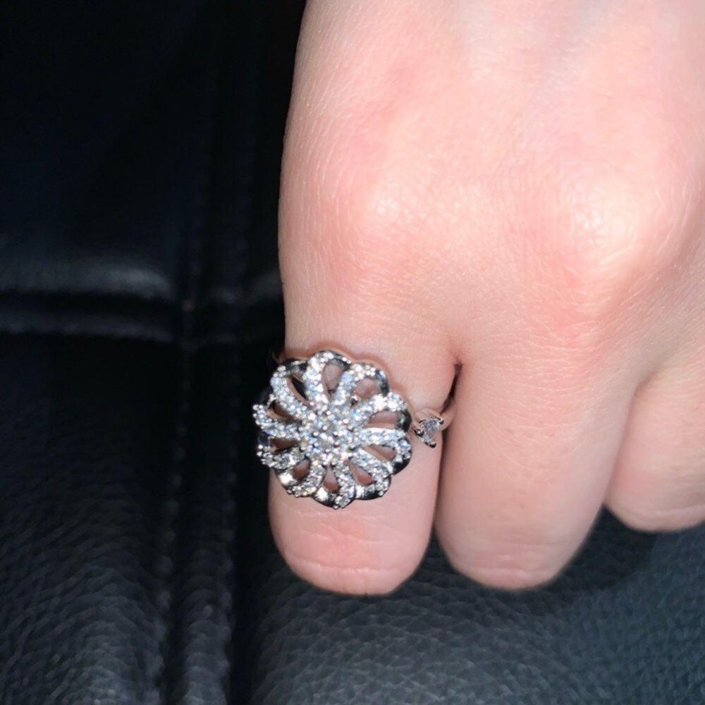 Fashion Jewelry Rotating Clover Zircon Electroplated Copper Fidget Ring